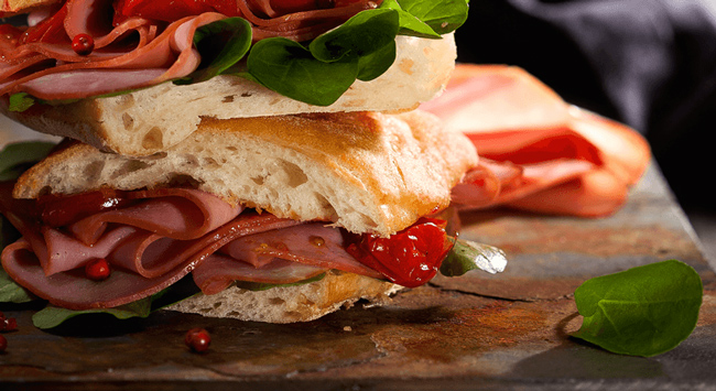 Ciabatta com Lombo Canadense e Agrião