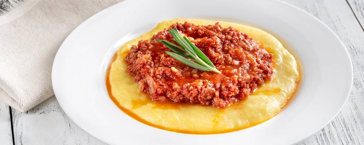 Aprenda a fazer um ragu de linguiça para risoto, macarrão, nhoque e outros pratos