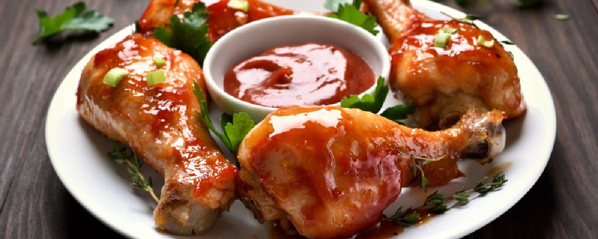 Coxa de frango assada: 7 receitas para variar o almoço