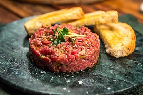 Faça Fácil: Steak Tartare clássico