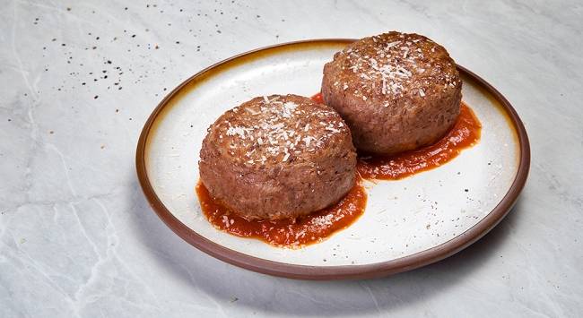 Polpetone de Carne de Patinho Recheado com Queijo