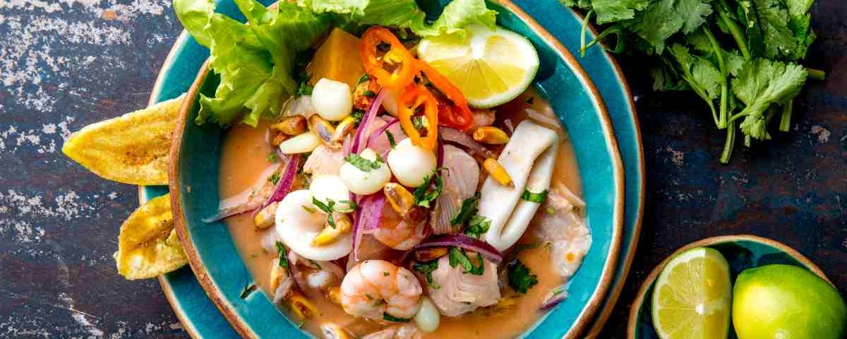 Como fazer ceviche: aprenda a receita sem complicação