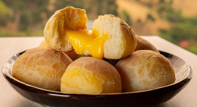 Pão de Queijo com Cheddar