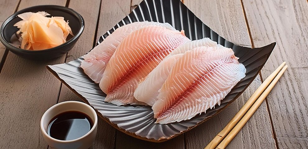 Sashimi caseiro: aprenda a preparar com Tilápia e Salmão