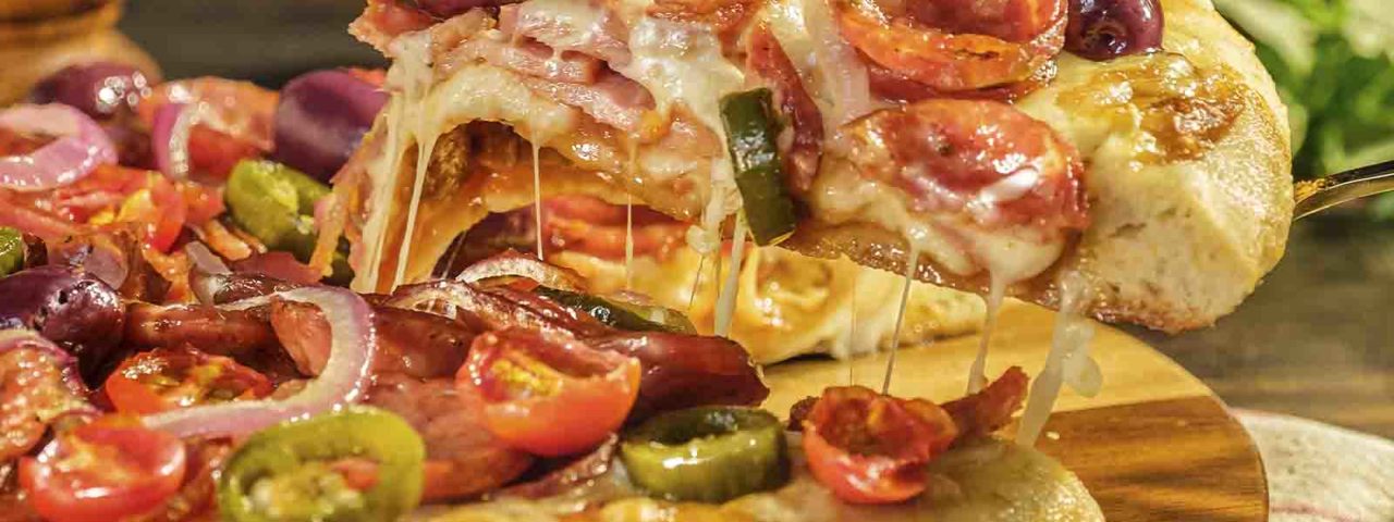 Pizza fácil: da massa ao recheio, 5 dicas para o preparo